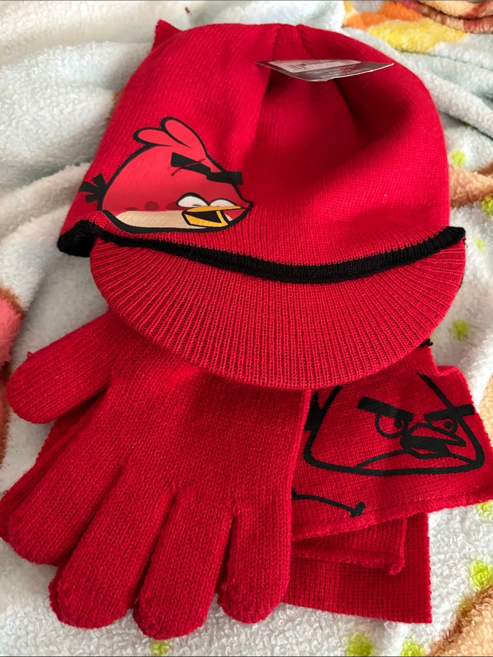 Angry Birds Kids Red Knit Mittens, Hat & Scarf Set